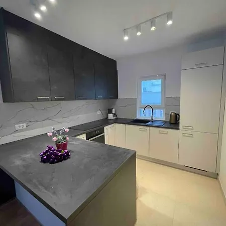 Spring Apartman *
